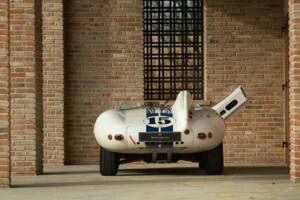 Immagine 11/50 di Jaguar D-Type (1977)