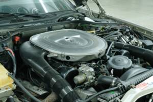 Bild 25/50 von Mercedes-Benz 560 SEC (1986)