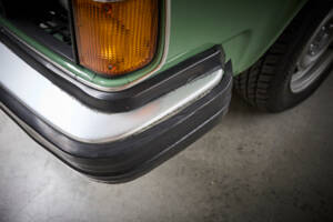 Immagine 38/98 di Volvo 244 DL (1975)