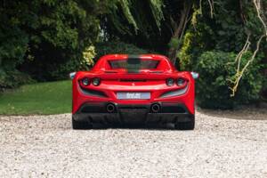 Image 12/19 of Ferrari F8 Spider (2020)
