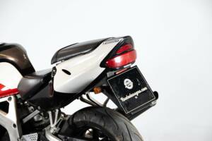 Imagen 21/44 de Honda CBR 900RR Fireblade (1999)