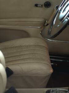 Image 53/57 of Mercedes-Benz 280 SE 3,5 (1971)