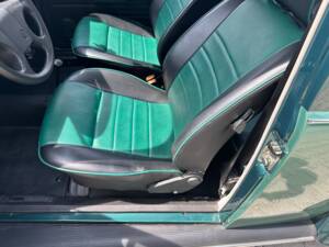 Image 67/92 of Volkswagen Beetle 1600 (1996)