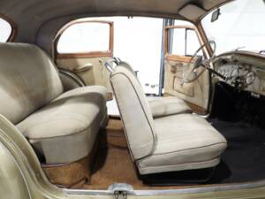 Bild 9/15 von FIAT 1500 D (1949)