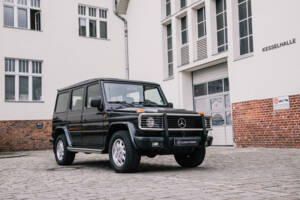 Bild 52/75 von Mercedes-Benz 300 GE (lang) (1990)
