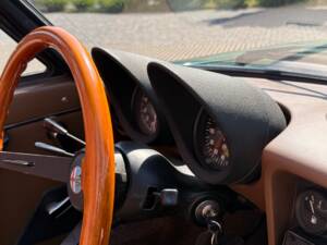Bild 15/34 von Alfa Romeo 2.0 Spider (1985)