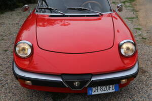 Image 87/87 of Alfa Romeo Spider Veloce (1984)