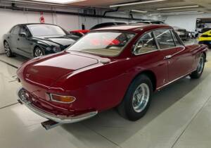 Image 42/50 of Ferrari 330 GT 2+2 (1965)