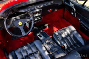 Image 43/73 of Ferrari 208 GTS Turbo (1989)