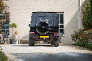Bild 10/50 von Mercedes-Benz G 500 (kurz) (2000)