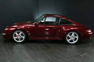 Image 3/50 de Porsche 911 Carrera 4S (1996)