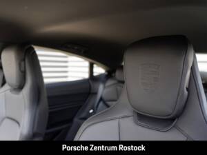 Obraz 10/35 pojazdu Porsche Taycan 4S (1900)