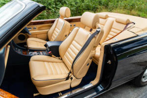 Afbeelding 17/50 van Bentley Azure (1997)