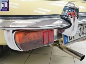 Image 17/51 de Jaguar E-Type (1970)