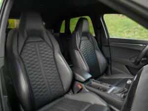 Bild 22/45 von Audi RS Q3 (1900)