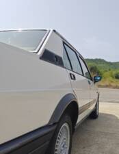 Bild 12/34 von Alfa Romeo Giulietta 1.6 (1983)
