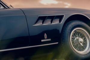 Image 35/50 of Ferrari 275 GTS (1965)