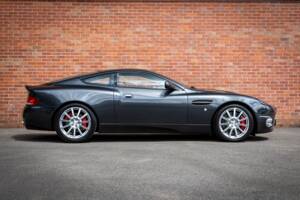Bild 4/50 von Aston Martin V12 Vanquish S (2005)