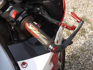 Bild 22/50 von Yamaha YZF 1000 R1 (1998)
