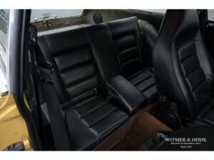 Image 44/50 of Volvo 1800 ES (1972)