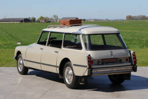 Image 40/50 of Citroën ID 21 Break (1967)