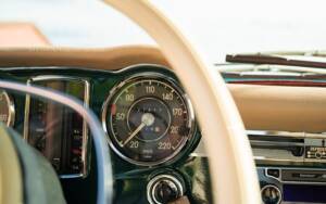 Imagen 32/44 de Mercedes-Benz 280 SL (1969)