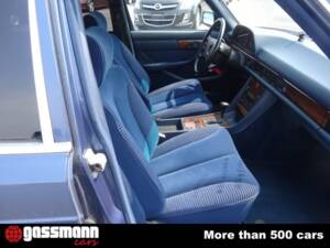 Bild 15/15 von Mercedes-Benz 300 SE (1991)