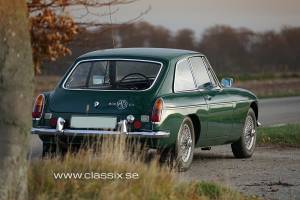 Immagine 11/17 di MG MGB GT (1967)