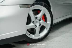 Bild 11/22 von Porsche 911 Carrera 4S (2003)