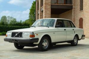 Image 1/50 de Volvo 244 GL D (1982)