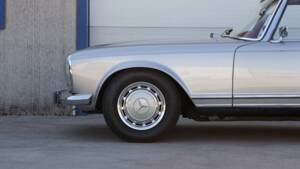 Bild 13/70 von Mercedes-Benz 280 SL (1967)