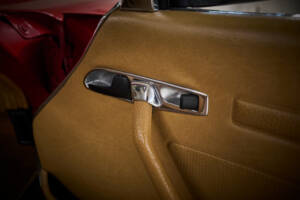 Image 55/89 of Mercedes-Benz 560 SL (1986)