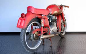 Image 72/83 of MV Agusta 175 CS Sport Disco Volante (1955)