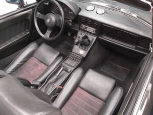 Immagine 21/55 di Alfa Romeo 2.0 Spider (1993)