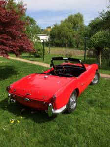 Image 14/68 of Triumph Spitfire Mk II (1965)