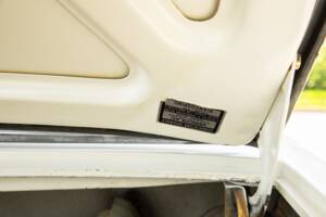 Image 14/50 de Alfa Romeo Giulia Nuova Super 1600 (1968)