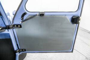 Image 31/50 of Citroën 2 CV 6 (1985)