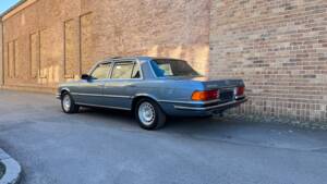 Image 17/147 de Mercedes-Benz 450 SEL 6,9 (1976)