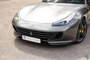 Image 13/61 de Ferrari GTC4Lusso (2017)