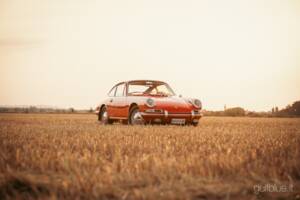 Image 3/59 of Porsche 911 2.0 (1966)