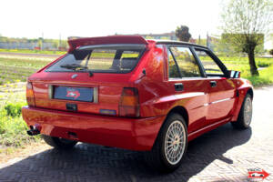 Image 25/32 of Lancia Delta HF Integrale Evoluzione I (1991)
