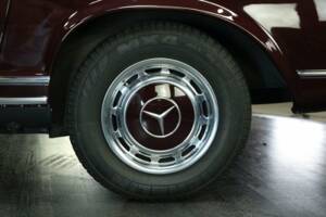 Bild 49/50 von Mercedes-Benz 280 SL (1971)