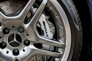 Image 18/42 of Mercedes-Benz SL 65 AMG (2006)