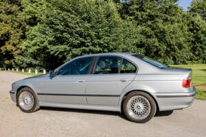 Image 9/31 of BMW 528i (1996)