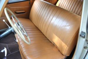 Image 23/50 of Mercedes-Benz 219 (1959)