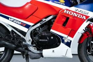 Bild 43/50 von Honda VF 500 F (1986)