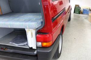 Bild 43/47 von Volkswagen T4 California 2.5 (1995)