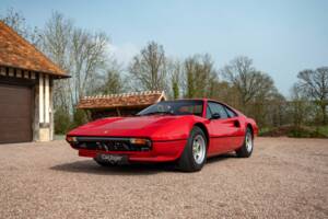 Image 13/42 of Ferrari 308 GTB (1976)