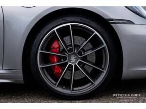 Bild 31/33 von Porsche 911 Carrera S (2019)