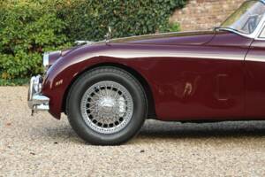 Immagine 21/50 di Jaguar XK 150 SE DHC (1958)